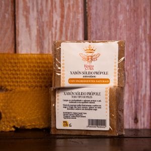 Dos pastillas de jabón natural de propóleo con cera de abeja de Raíña Celta